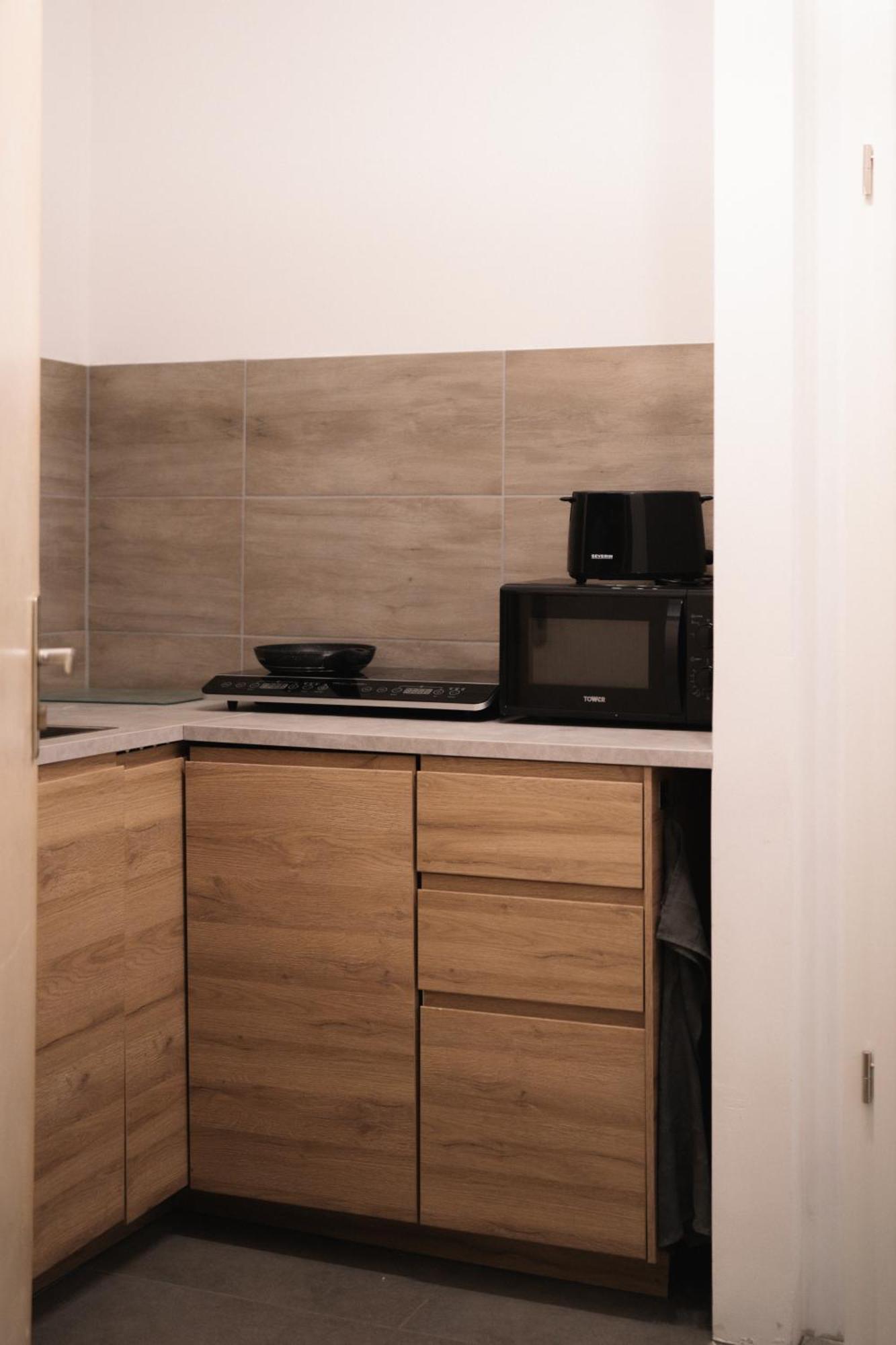 Ein, Zwei- Oder Mehrbettzimmer/ Monteurszimmer * Leipzig